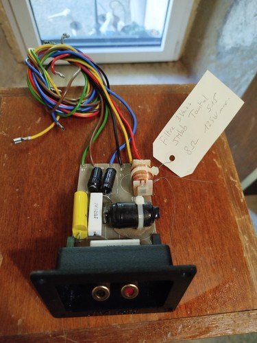Bornier filtre 3 voies - +,